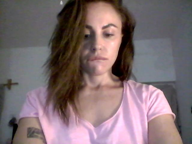 Live sex webcam photo for LisaMilasha #272235678