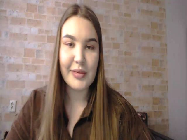 Live sex webcam photo for Lisa_Kitty21 #272811535