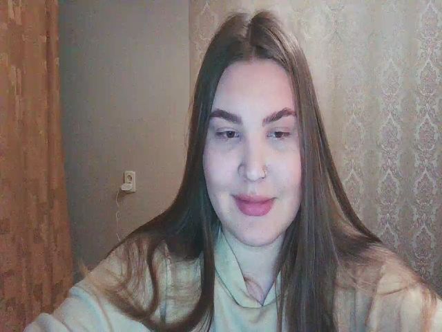 Live sex webcam photo for Lisa_Kitty21 #273107963