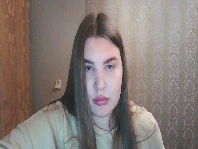 Live sex webcam photo for Lisa_Kitty21 #273118001