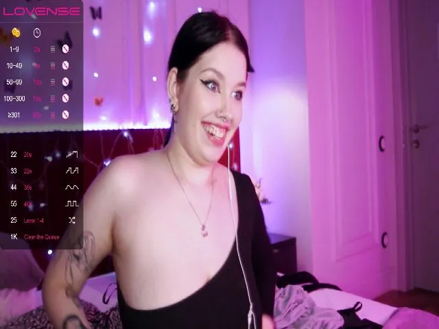 Live sex webcam photo for Lisa_Teeny #273032098
