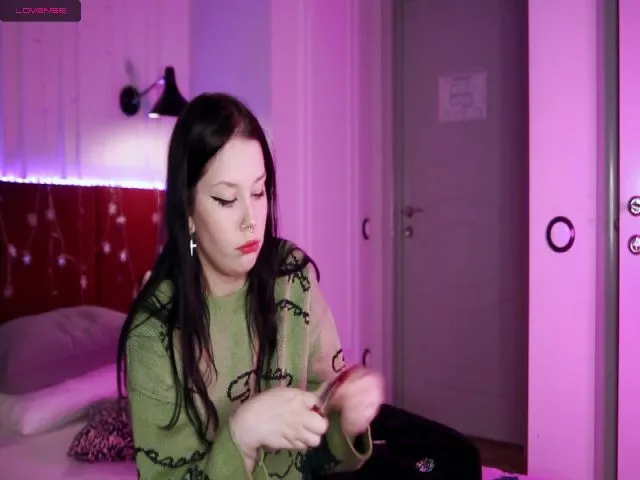 Live sex webcam photo for Lisa_Teeny #273150870