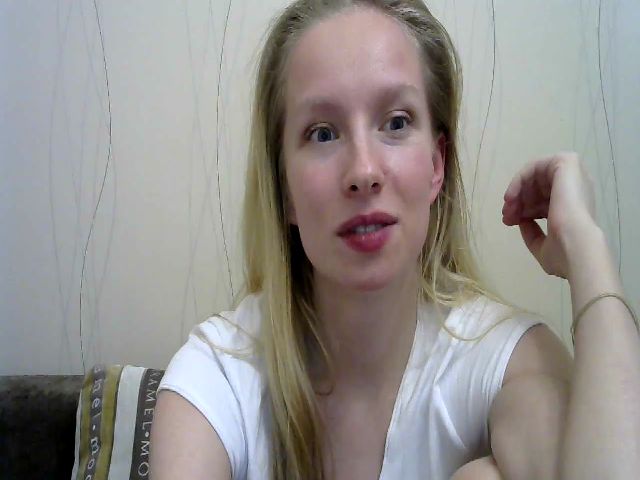 Live sex webcam photo for LisaindaSmile #271748740