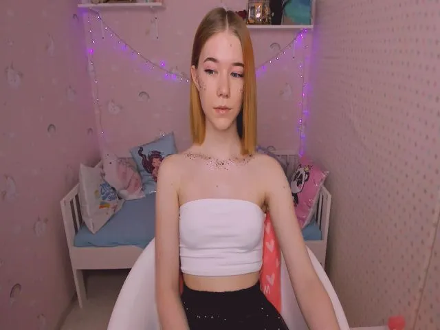 Live sex webcam photo for Litl_Mia #287892857