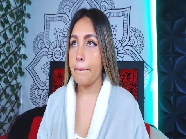 Live sex webcam photo for Litlecapricex #272755465