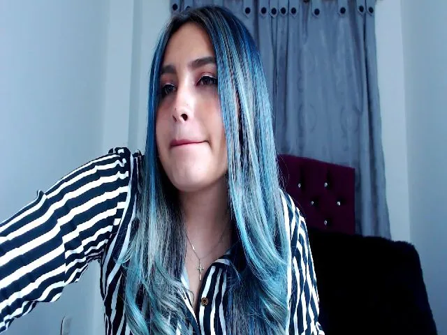 Live sex webcam photo for Litlecapricex #273515952