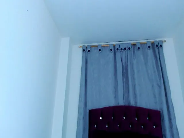 Live sex webcam photo for Litlecapricex #273527994