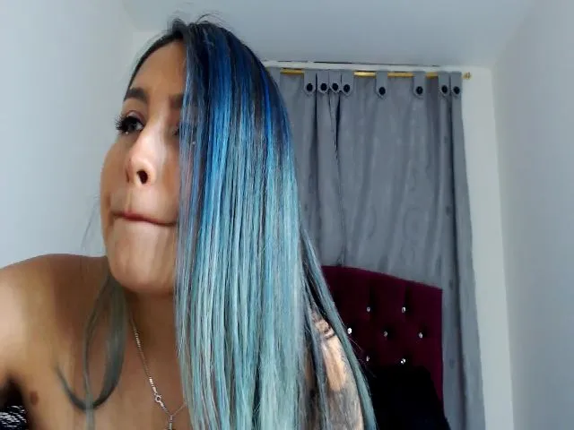 Live sex webcam photo for Litlecapricex #273733484