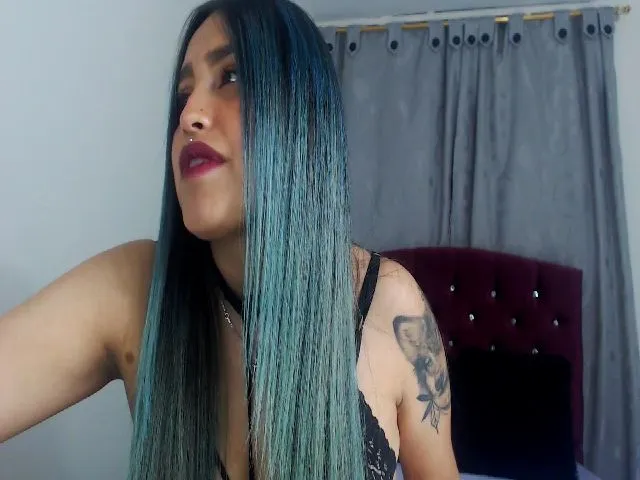 Live sex webcam photo for Litlecapricex #274453881