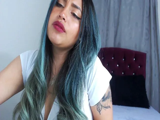 Live sex webcam photo for Litlecapricex #274568612