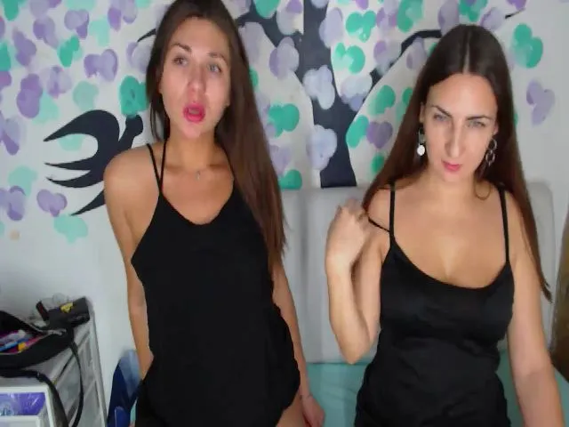 Live sex webcam photo for LittleWildOne #272615353