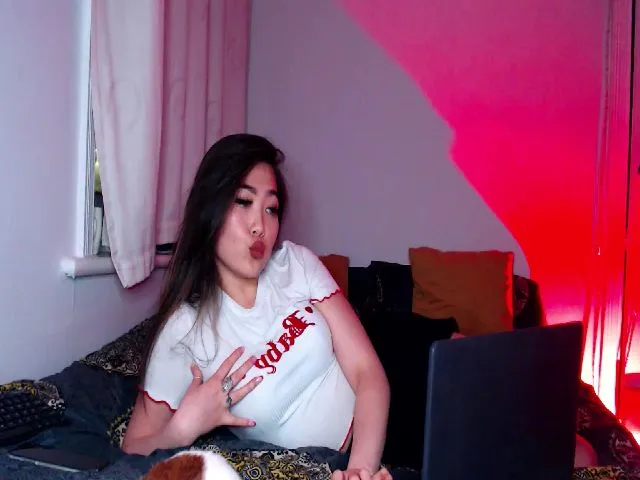 Live sex webcam photo for Little_Fox2 #271999000