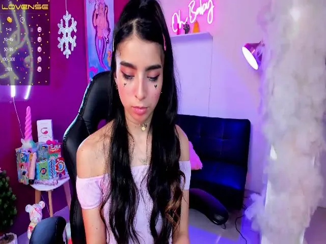 Live sex webcam photo for Little_Miaa1 #271850834