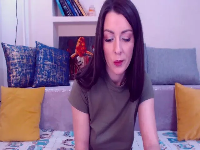 Live sex webcam photo for Little_Stefy #273162303