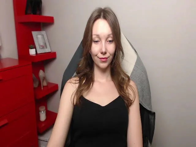 Live sex webcam photo for Little_ZOE #272187169