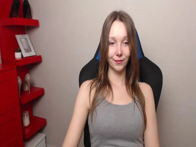 Live sex webcam photo for Little_ZOE #272892774
