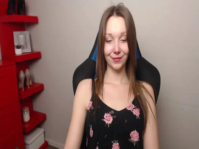 Live sex webcam photo for Little_ZOE #273048943