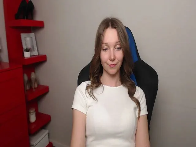 Live sex webcam photo for Little_ZOE #273459141
