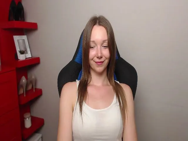 Live sex webcam photo for Little_ZOE #273906097