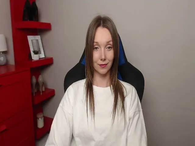 Live sex webcam photo for Little_ZOE #273989792
