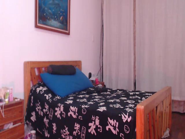 Live sex webcam photo for Little_exotic #273078556