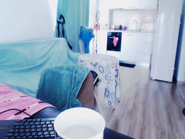 Live sex webcam photo for Littleangel01 #274146948