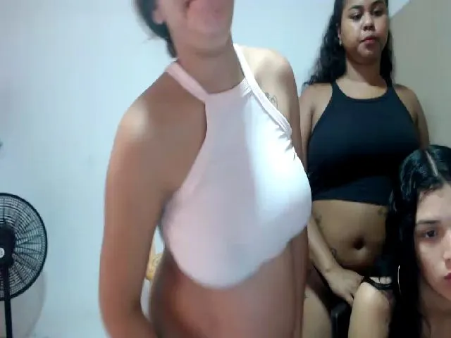Live sex webcam photo for Littlesarita #272124143