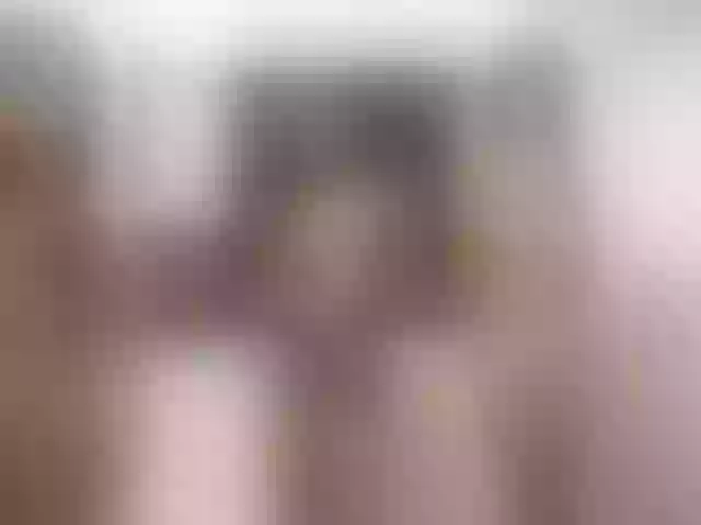 Live sex webcam photo for Littlesarita #272447298