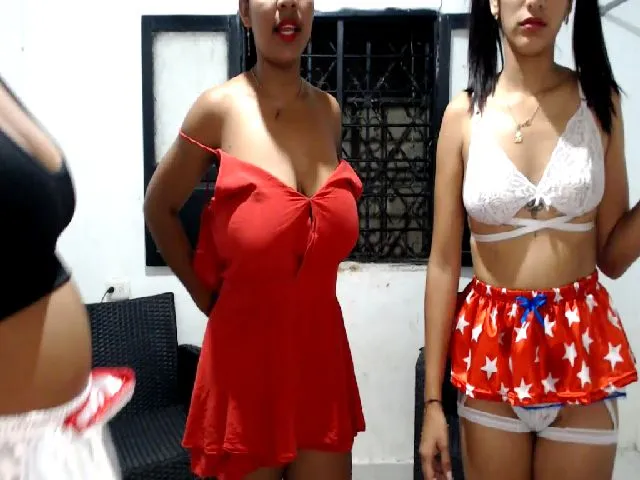 Live sex webcam photo for Littlesarita #272523518
