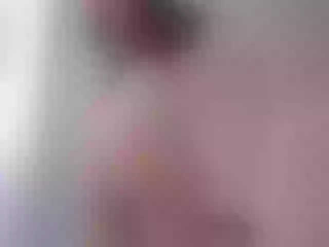 Live sex webcam photo for LivM_ #271894278