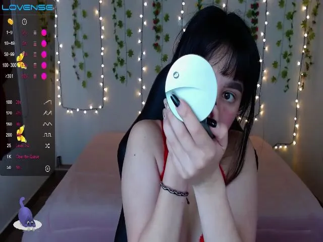 Live sex webcam photo for Liv_rosse_ #273767669