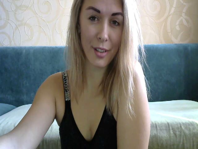 Live sex webcam photo for LiyaBarbie #272094779