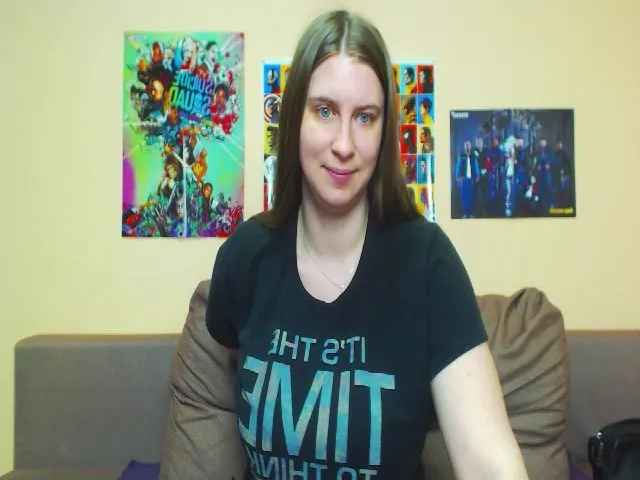 Live sex webcam photo for LiyaSilve #287894038