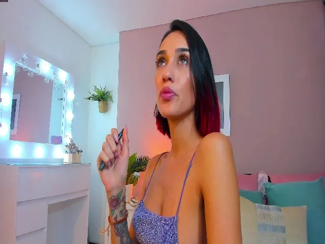 Live sex webcam photo for Liz_steele #271971509