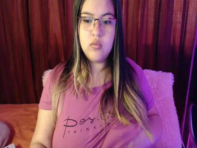 Live sex webcam photo for Lizzie_curvy #271897024