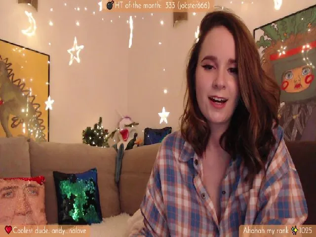 Live sex webcam photo for LizzyPeach #271819568