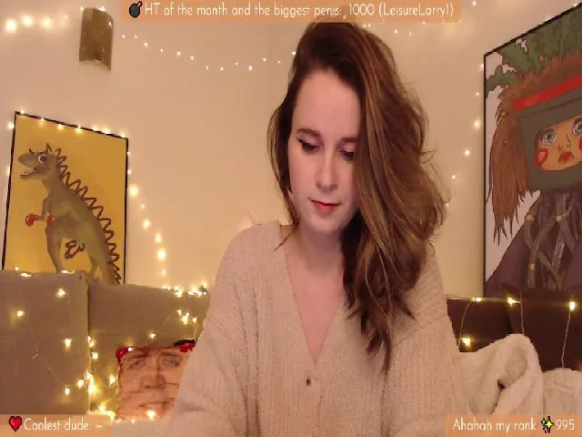 Live sex webcam photo for LizzyPeach #272363384
