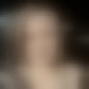 Live sex webcam photo for LizzySmallz #292785933