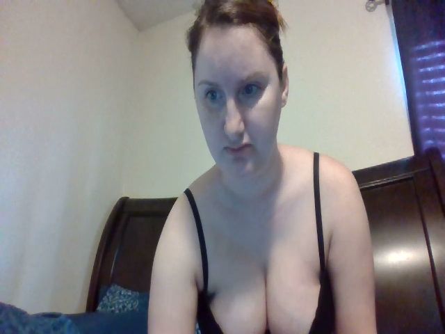 Live sex webcam photo for LizzysLips #272363534