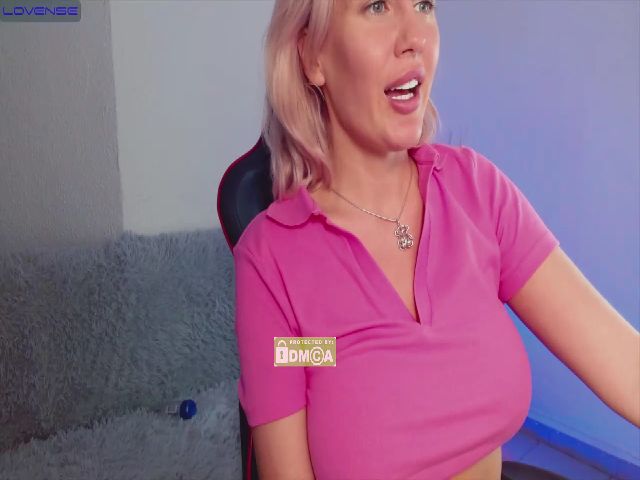 Live sex webcam photo for LocalMonroe #273467921