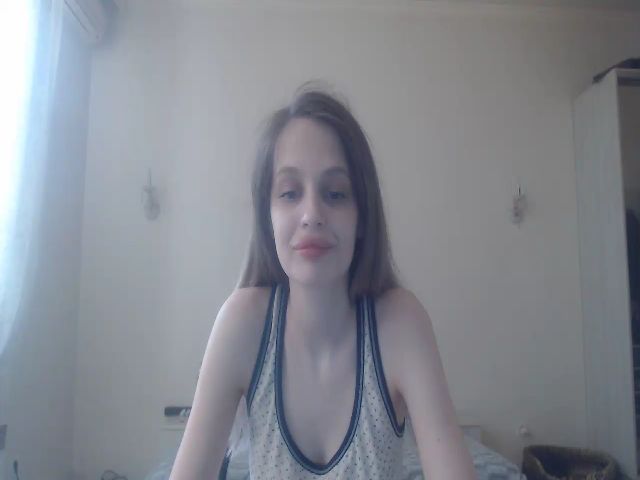 Live sex webcam photo for Lola_vi #274065577