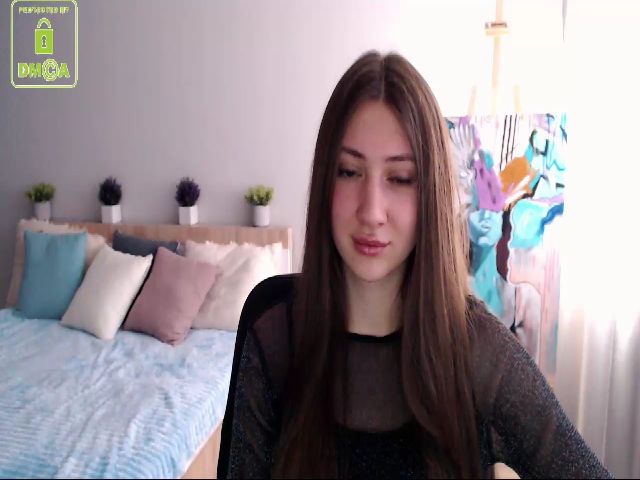 Live sex webcam photo for Lolaa___ #272407847