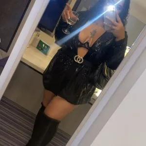 Live sex webcam photo for Lolababyx #278252515