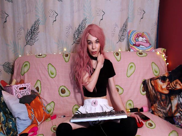 Live sex webcam photo for Lolly_Goddess #272188161