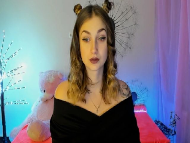 Live sex webcam photo for Lolly__Pop__ #271778758