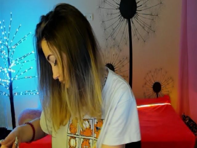 Live sex webcam photo for Lolly__Pop__ #271805524