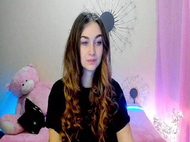 Live sex webcam photo for Lolly__Pop__ #272137164