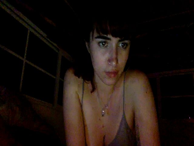 Live sex webcam photo for LouieLouiee #273230580