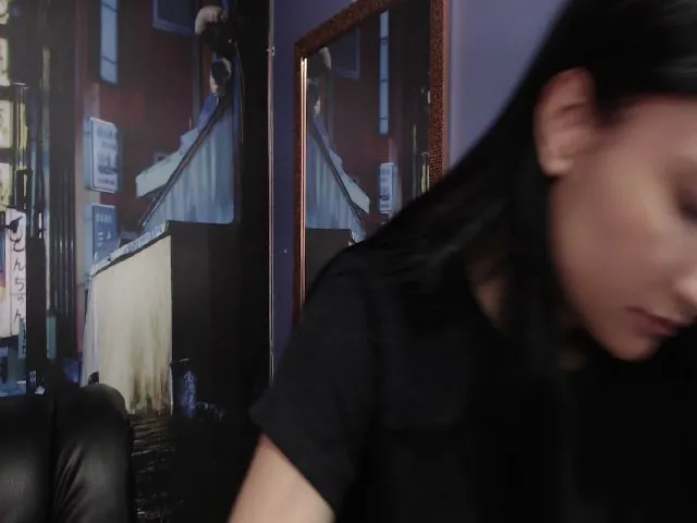 Live sex webcam photo for Louisk #274076961