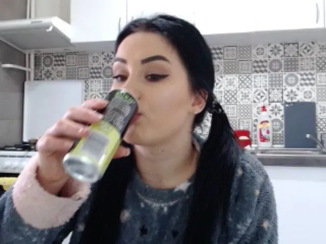 Live sex webcam photo for LoveCandy069 #272033040